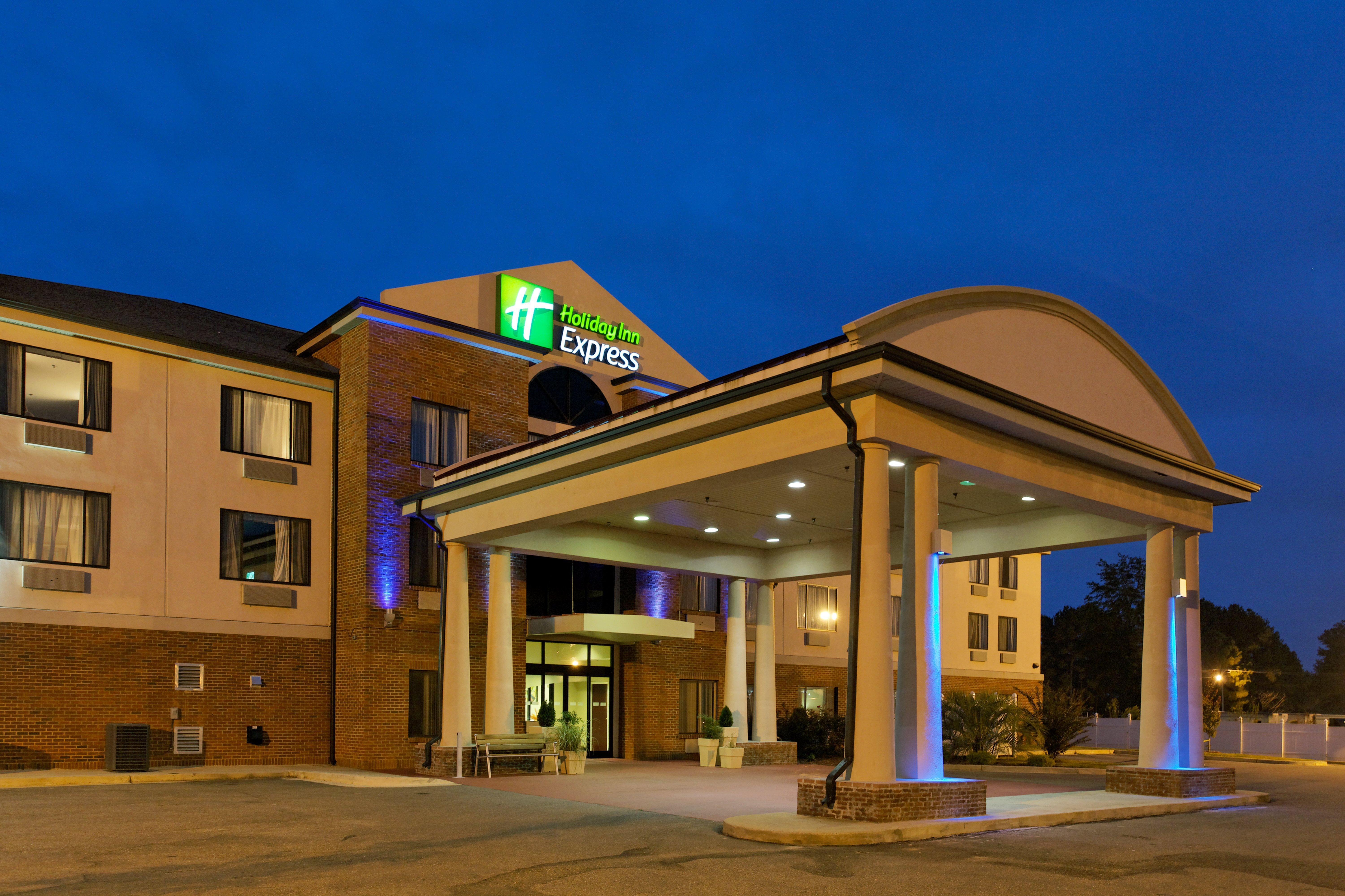 Holiday Inn Express & Suites Sylacauga Екстер'єр фото