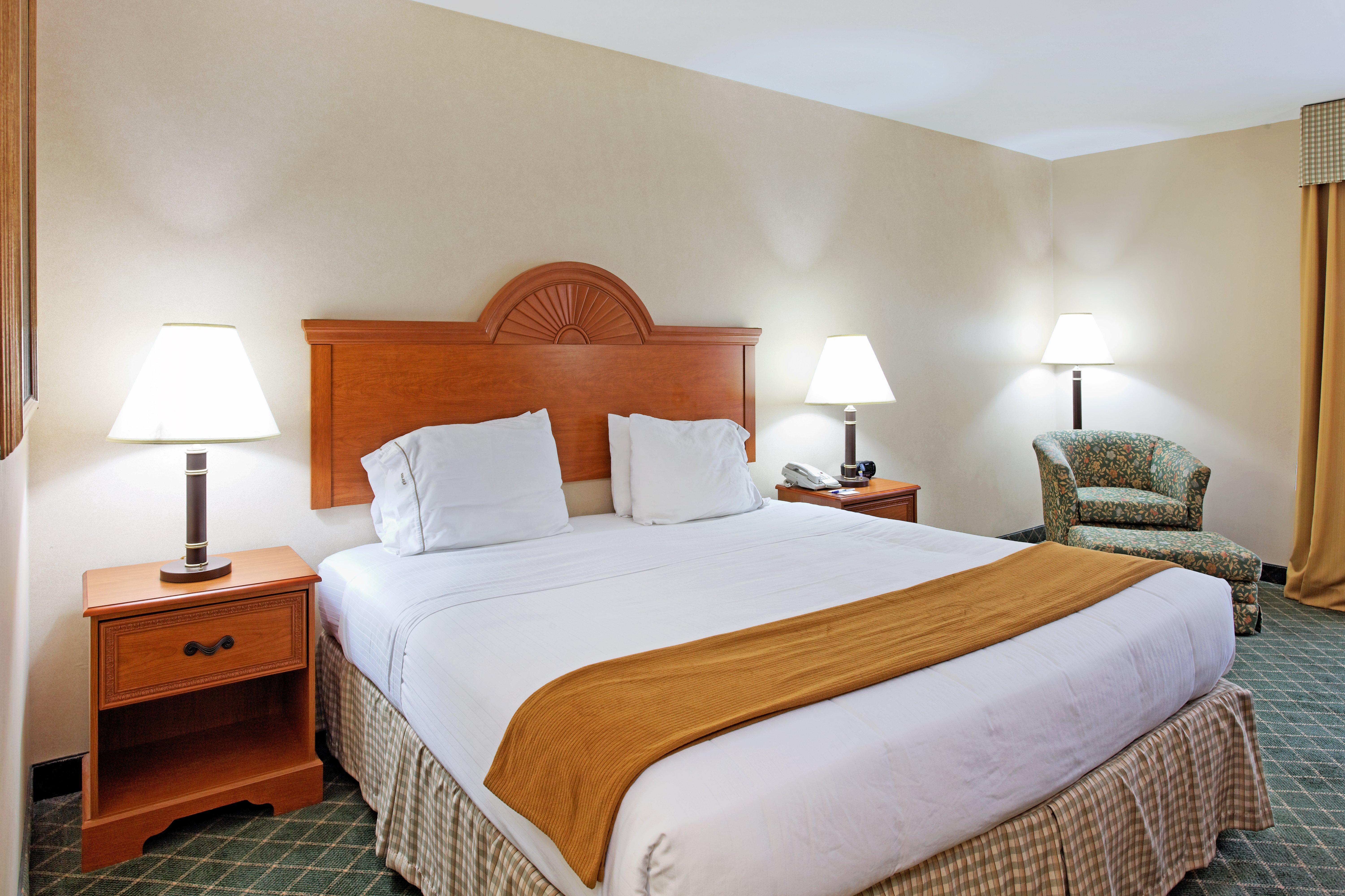 Holiday Inn Express & Suites Sylacauga Екстер'єр фото
